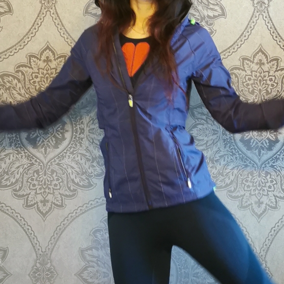 Sweaty Betty running jacket - Picture 6 of 10